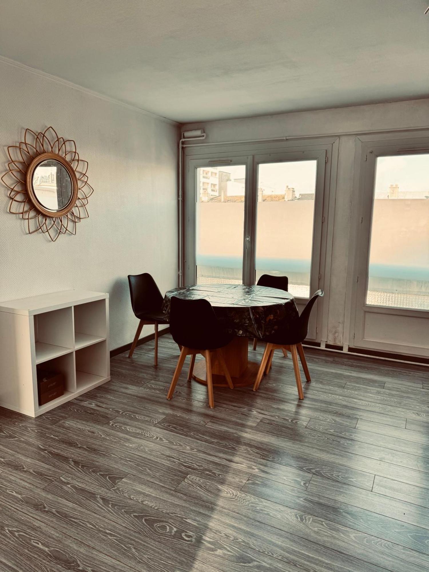 Apartment Superbe T3 Renove - Nord